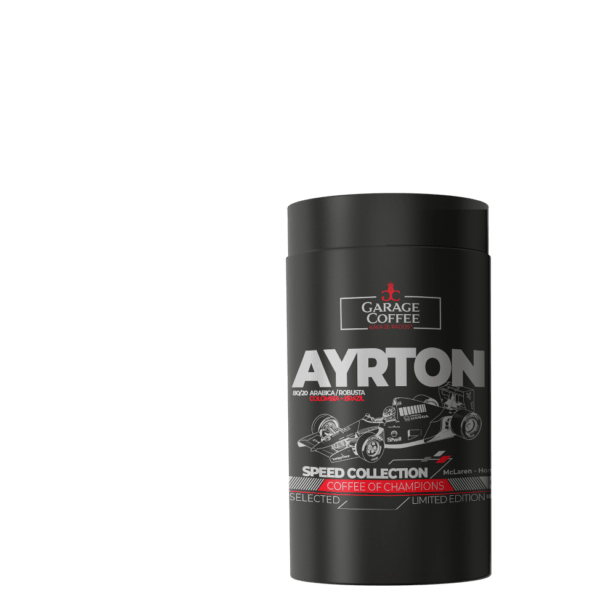 CoffeeGarage.cz - výběrová káva eshop, Speed collection - Ayrton (150g), Jste fanoušci závodů, závodníků a rychlosti spojené s adrenalinem obecně? Právě pro vás je vhodná edice SPEED. Jaký je váš oblíbený závodník? Originální balení jistě potěší vaše blízké, kteří jsou nezkrotnými fandy celosvětově známých závodníků. Tato edice je kávou pro šampiony. Buďte jím i vy díky chuti naší kávy. Nezapomeňte: někdy je lepší zpomalit tempo a vychutnat si čerstvě praženou kávu v klidu., speed