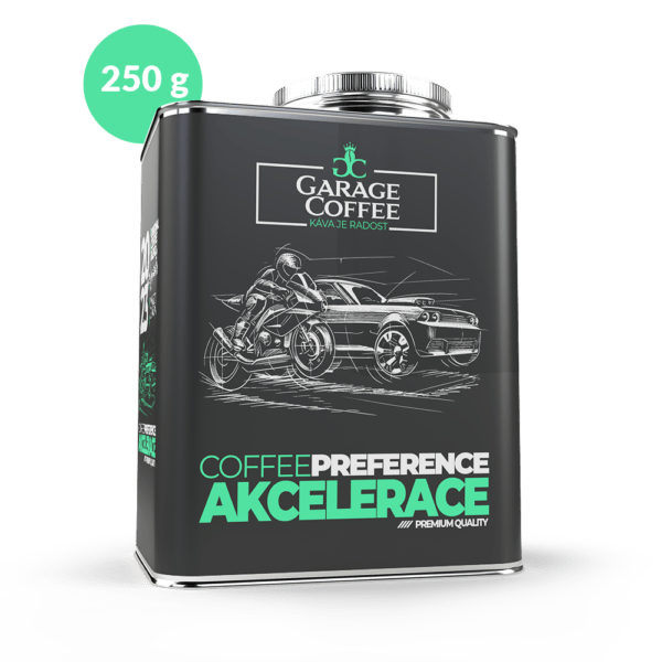 CoffeeGarage.cz - výběrová káva eshop, Preference - AKCELERACE - kanystr, Když jezdec na motorce akceleruje, cítí sílu stroje pod ním, prudký nárůst rychlosti a adrenalin, který ho prochází. Podobně působí i káva na naše smysly. Po prvním šálku kávy se naše tělo probouzí, mysl se zrychluje a zlepšuje koncentrace, díky čemuž jsme schopni lépe zvládat náročné úkoly a rychlé rozhodování. Výběrová káva je přirozeným zdrojem kofeinu, který působí jako stimulant pro naše tělo. Kofein zvyšuje hladinu energie, zlepšuje fyzickou i mentální výkonnost a zkracuje reakční dobu. To je důvod, proč je káva ideálním společníkem nejen pro jezdce na motorce, ale i pro všechny, kteří hledají způsob, jak zlepšit svou výkonnost a být připraveni na výzvy dne., akcelerace